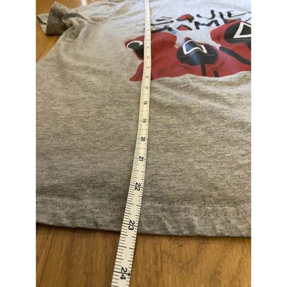 Squid Games Gray T shirt Womens Size Large - Picture 8 of 9